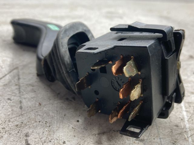 bontott SUZUKI IGNIS II Bal Kormánykapcsoló Irányjelző