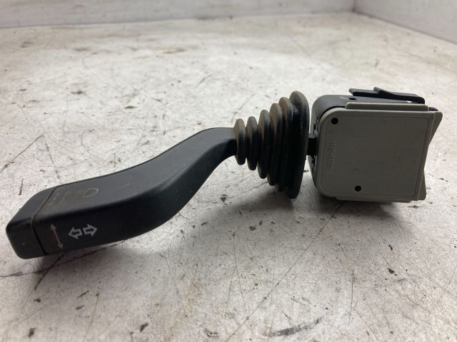 bontott SUZUKI IGNIS II Bal Kormánykapcsoló Irányjelző