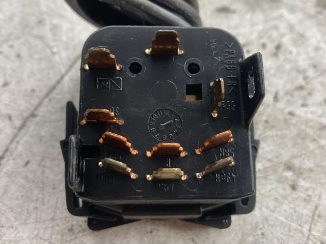 bontott SUZUKI IGNIS II Bal Kormánykapcsoló Irányjelző