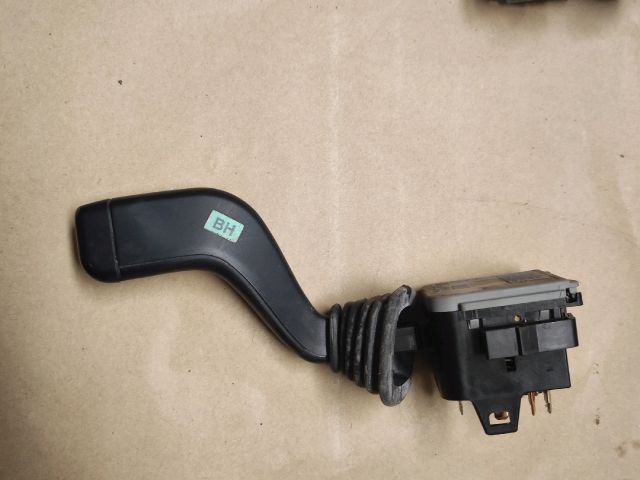 bontott SUZUKI IGNIS II Bal Kormánykapcsoló Irányjelző