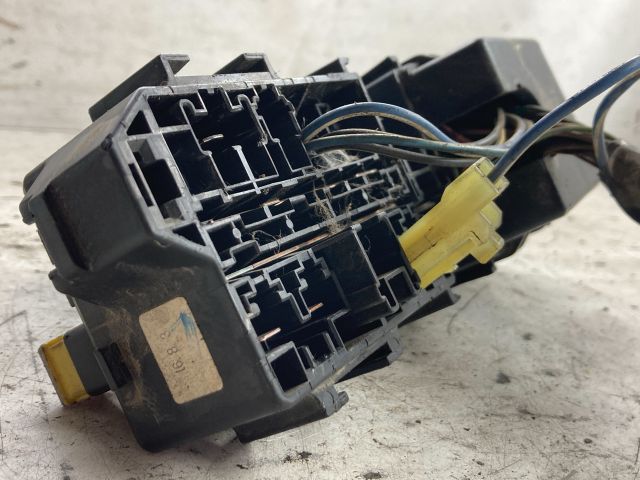 bontott SUZUKI IGNIS II Biztosítéktábla Doboz