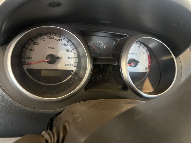 bontott SUZUKI IGNIS II Csomagtérajtó Gumikéder