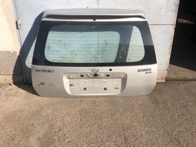 bontott SUZUKI IGNIS II Csomagtérajtó (Részeivel)