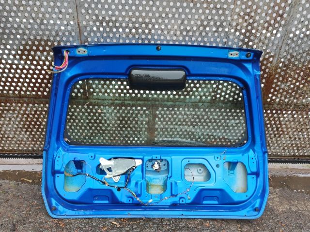 bontott SUZUKI IGNIS II Csomagtérajtó (Részeivel)