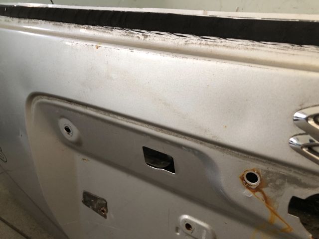 bontott SUZUKI IGNIS II Csomagtérajtó (Üres lemez)