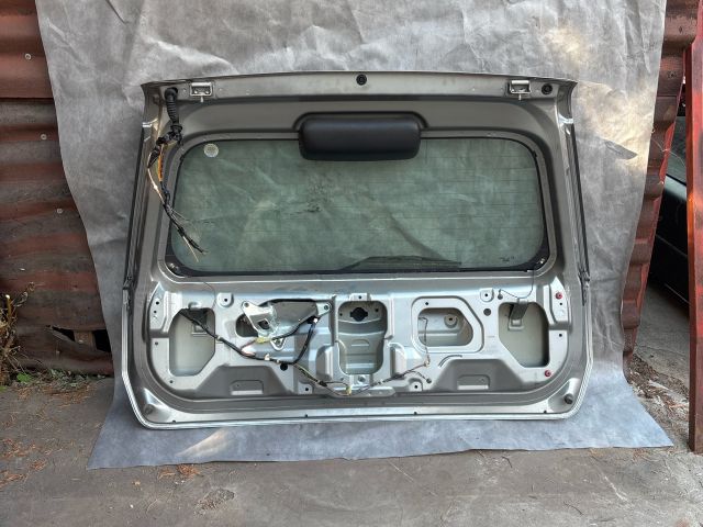 bontott SUZUKI IGNIS II Csomagtérajtó (Üres lemez)