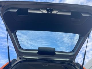 bontott SUZUKI IGNIS II Csomagtérajtó (Üres lemez)