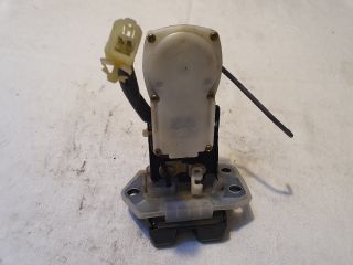 bontott SUZUKI IGNIS II Csomagtérajtó Zárszerkezet