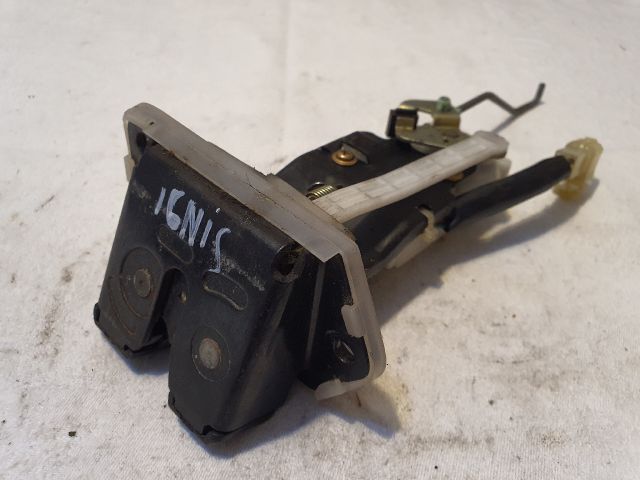 bontott SUZUKI IGNIS II Csomagtérajtó Zárszerkezet