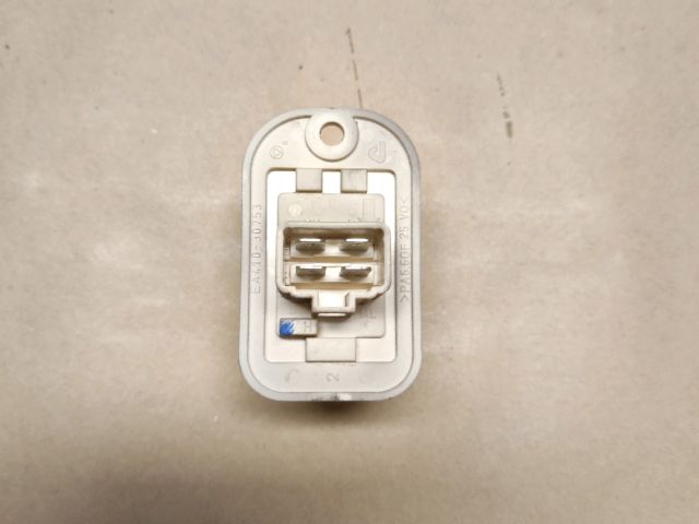 bontott SUZUKI IGNIS II Előtét Ellenállás Fűtőmotor