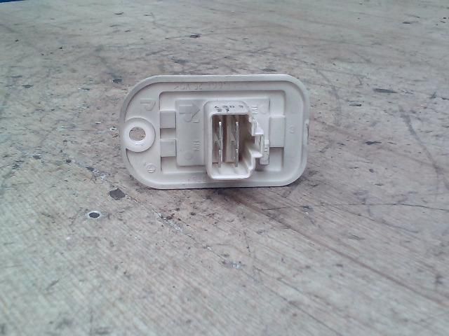 bontott SUZUKI IGNIS II Előtét Ellenállás Fűtőmotor