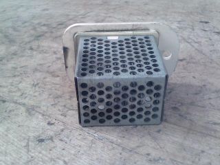 bontott SUZUKI IGNIS II Előtét Ellenállás Fűtőmotor