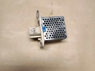 bontott SUZUKI IGNIS II Előtét Ellenállás Fűtőmotor