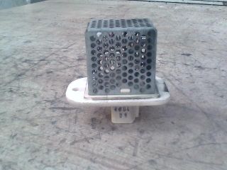 bontott SUZUKI IGNIS II Előtét Ellenállás Fűtőmotor