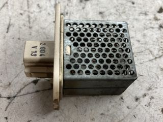 bontott SUZUKI IGNIS II Előtét Ellenállás Fűtőmotor