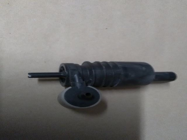 bontott SUZUKI IGNIS II Első Ablakmosó Szivattyú