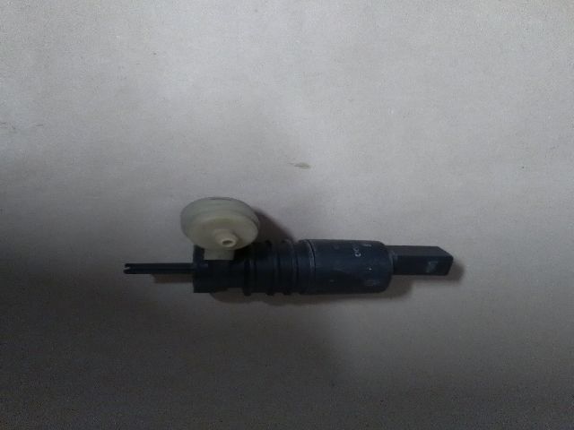 bontott SUZUKI IGNIS II Első Ablakmosó Szivattyú