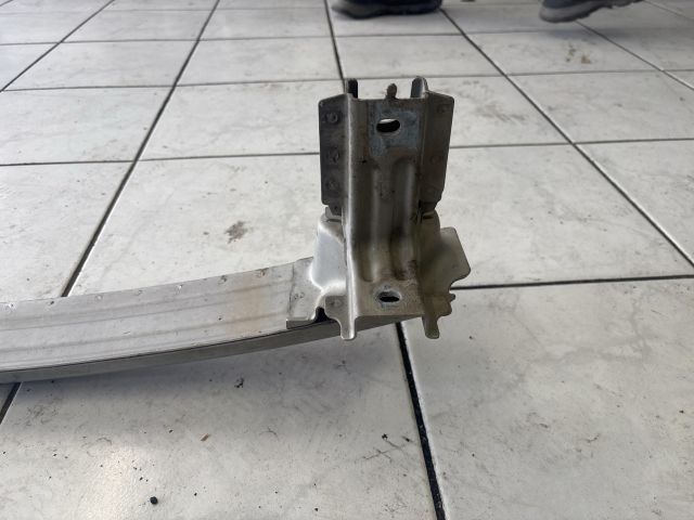 bontott SUZUKI IGNIS II Első Lökhárító Merevítő (Fém)