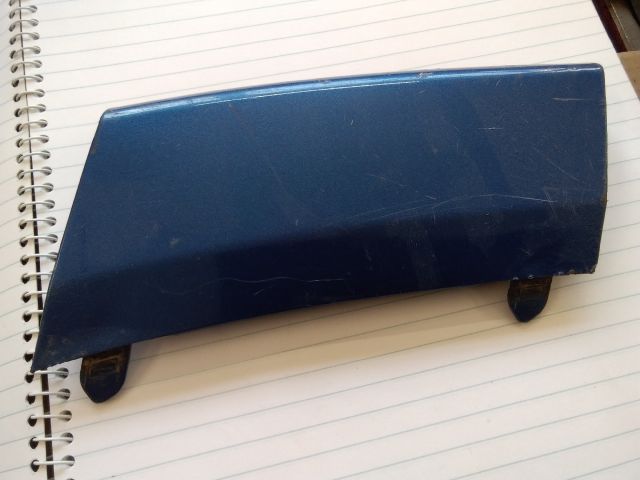 bontott SUZUKI IGNIS II Első Vonószem Burkolat