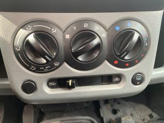 bontott SUZUKI IGNIS II Fűtéskapcsoló (Nem klímás)