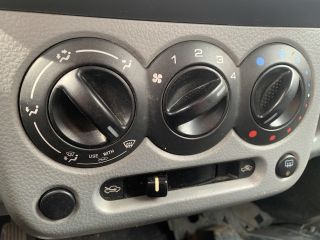 bontott SUZUKI IGNIS II Fűtéskapcsoló (Nem klímás)