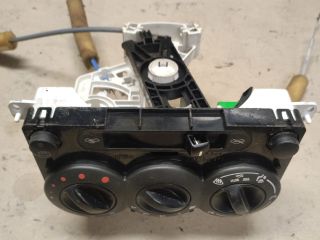 bontott SUZUKI IGNIS II Fűtéskapcsoló (Nem klímás)