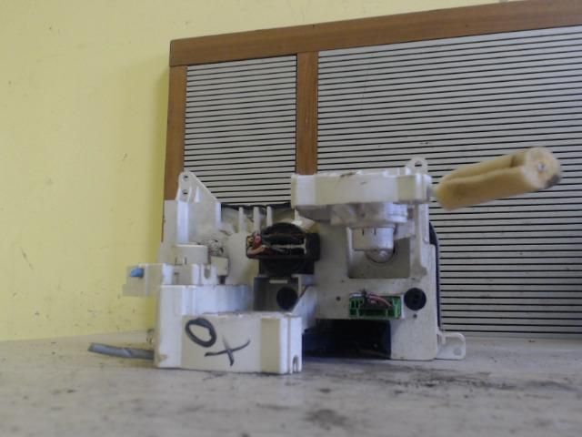 bontott SUZUKI IGNIS II Fűtéskapcsoló