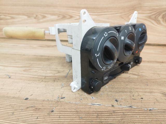 bontott SUZUKI IGNIS II Fűtéskapcsoló