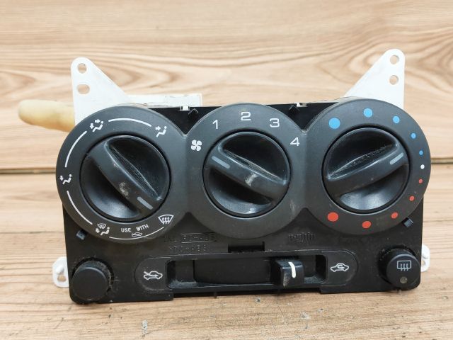 bontott SUZUKI IGNIS II Fűtéskapcsoló