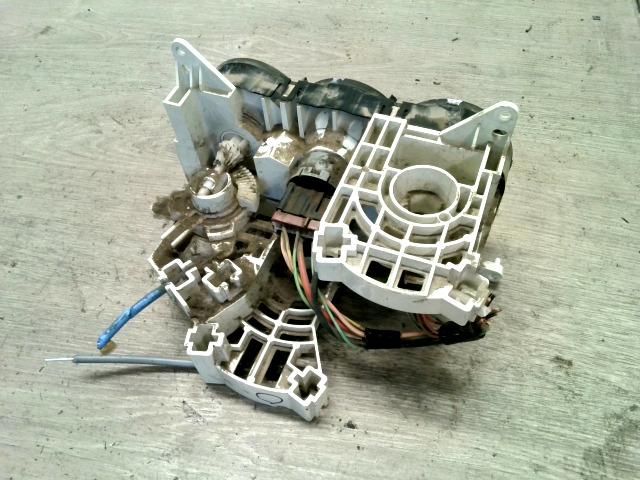 bontott SUZUKI IGNIS II Fűtéskapcsoló