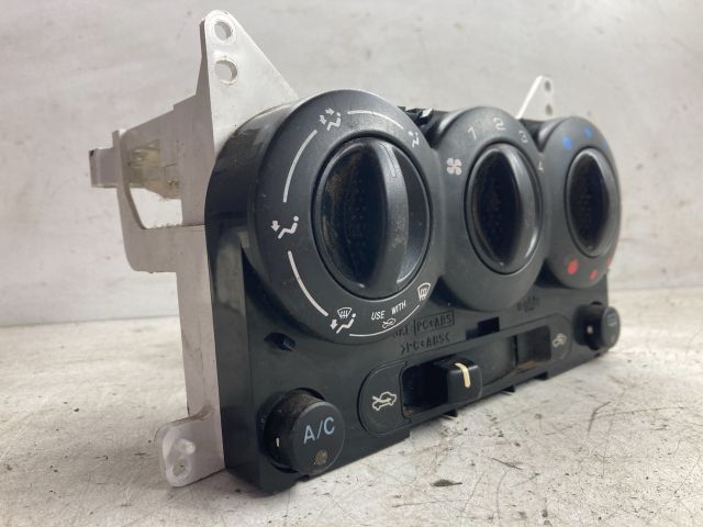 bontott SUZUKI IGNIS II Fűtéskapcsoló