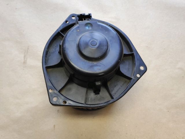 bontott SUZUKI IGNIS II Fűtőmotor (Klímás)