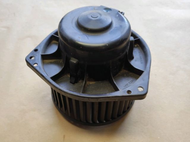 bontott SUZUKI IGNIS II Fűtőmotor (Klímás)