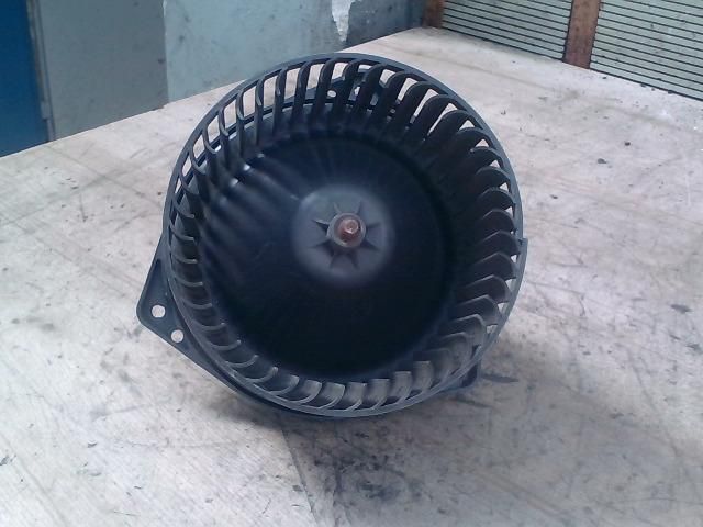 bontott SUZUKI IGNIS II Fűtőmotor (Nem klímás)