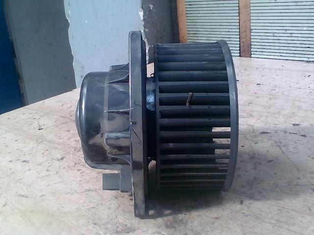 bontott SUZUKI IGNIS II Fűtőmotor (Nem klímás)