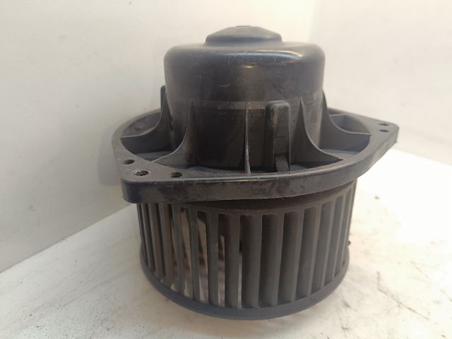 bontott SUZUKI IGNIS II Fűtőmotor (Nem klímás)