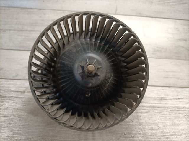 bontott SUZUKI IGNIS II Fűtőmotor (Nem klímás)