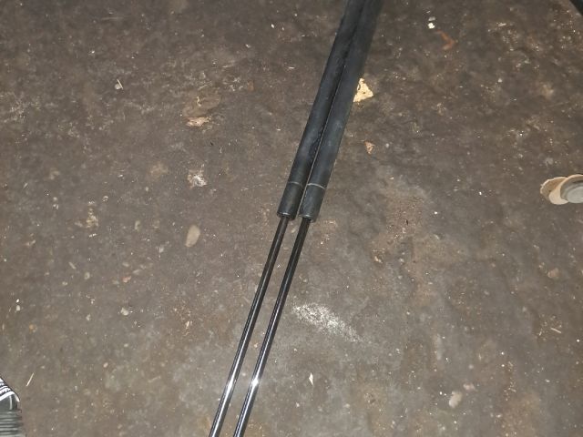 bontott SUZUKI IGNIS II Gázrugós Kitámasztó Teleszkóp Pár Csomagtérajtó