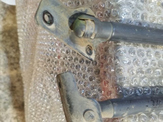 bontott SUZUKI IGNIS II Gázrugós Kitámasztó Teleszkóp Pár Csomagtérajtó