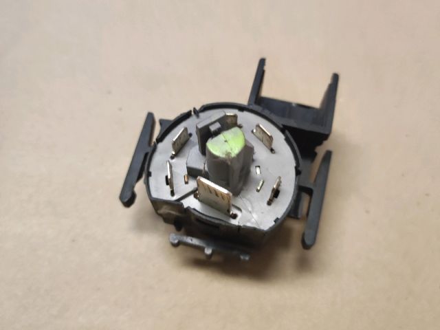 bontott SUZUKI IGNIS II Gyújtáskapcsoló Elektronika