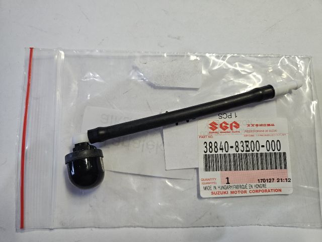 bontott SUZUKI IGNIS II Hátsó Ablakmosó Fúvóka