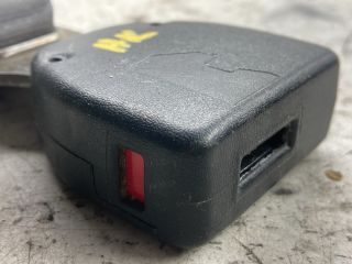 bontott SUZUKI IGNIS II Hátsó középső Biztonsági Öv Csat