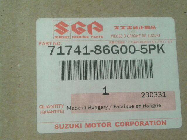 bontott SUZUKI IGNIS II Hűtőrács