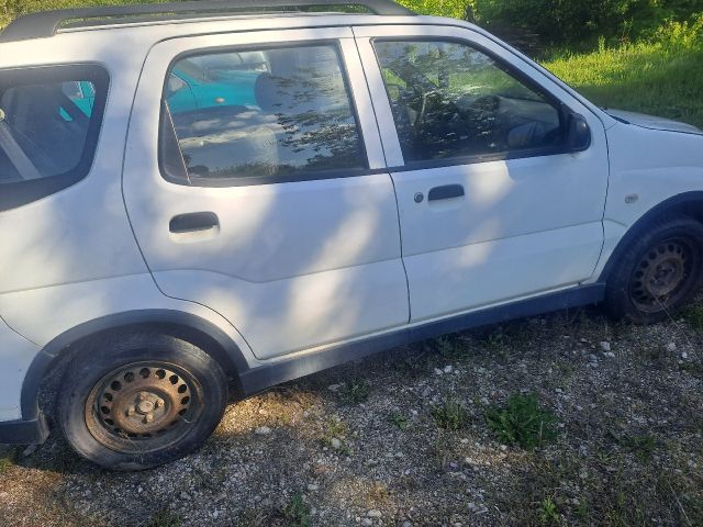 bontott SUZUKI IGNIS II Jobb C Oszlop