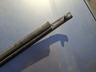 bontott SUZUKI IGNIS II Jobb első Ablak Díszléc