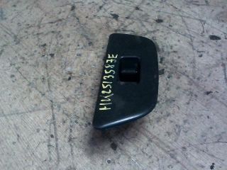 bontott SUZUKI IGNIS II Jobb első Ablakemelő Kapcsoló