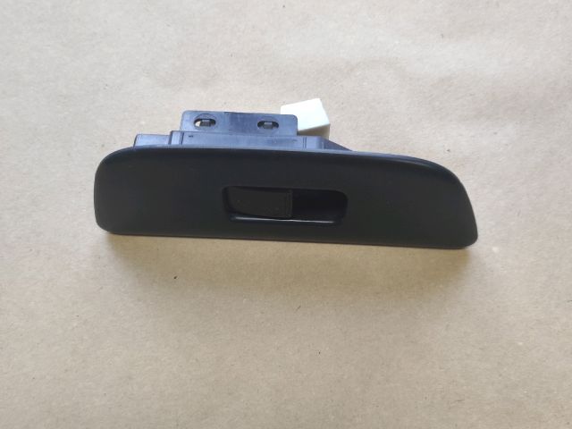 bontott SUZUKI IGNIS II Jobb első Ablakemelő Kapcsoló