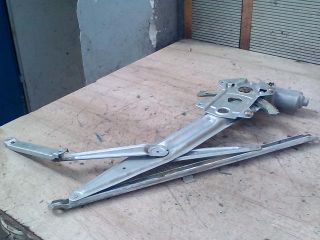 bontott SUZUKI IGNIS II Jobb első Ablakemelő Szerkezet (Elektromos)