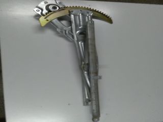 bontott SUZUKI IGNIS II Jobb első Ablakemelő Szerkezet (Mechanikus)