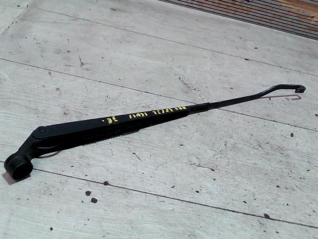 bontott SUZUKI IGNIS II Jobb első Ablaktörlő Kar